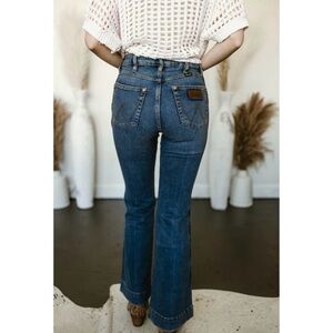 Wrangler Women's Retro Shelby Trouser
Western Jean